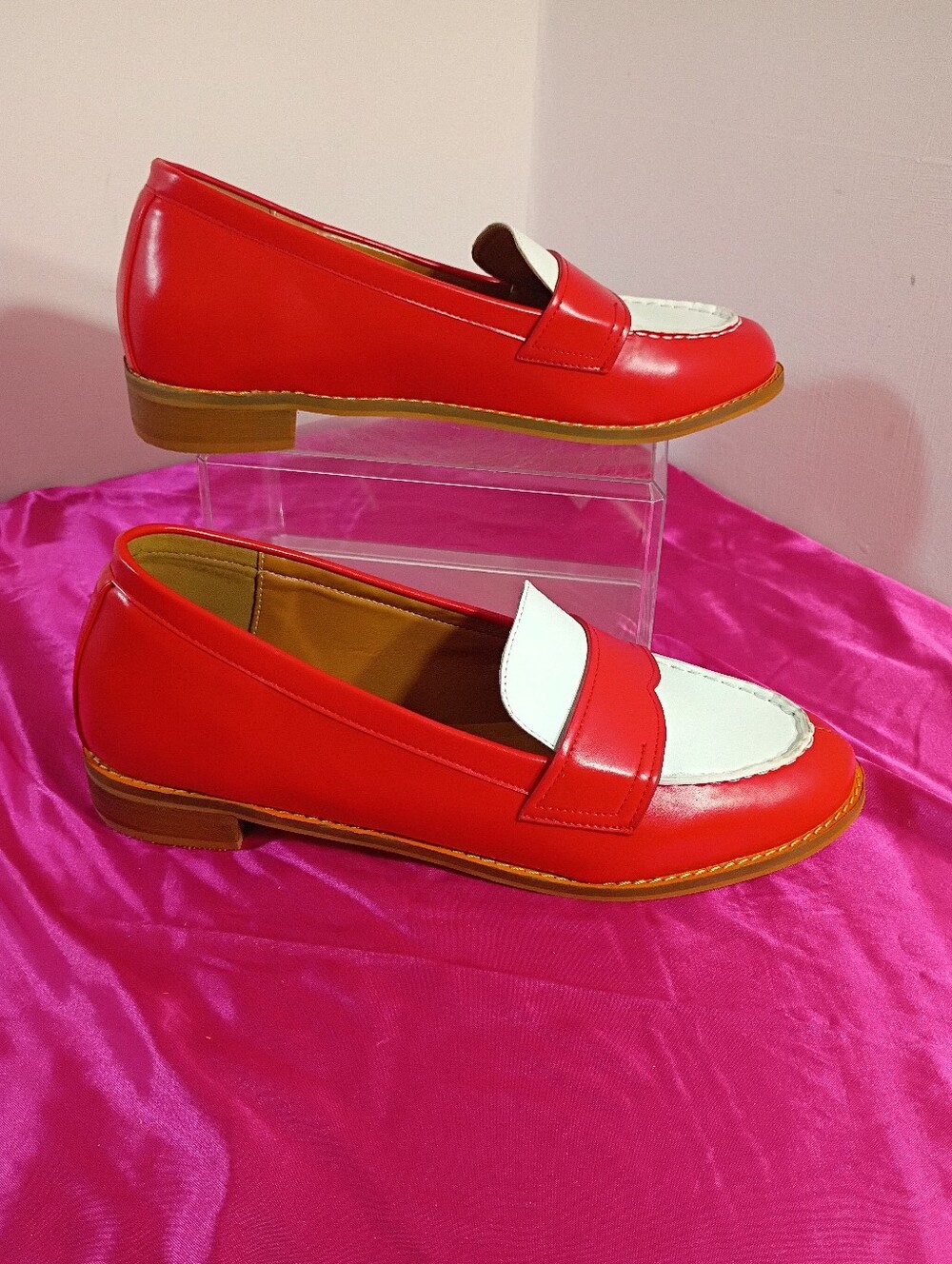 FSJ Shoes Women's SZ 15 Red and White Round Toe Loafers Office Casual - Picture 2 of 10